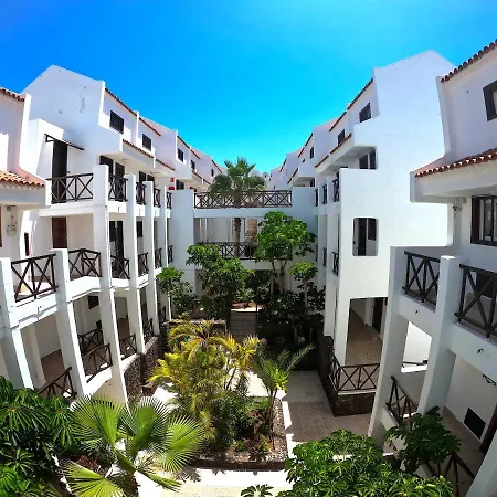 Lägenhet Parque Santiago I - 2 Bedroom - 1 Bathroom - Open Plan Living - Kitchen Area - Extra Large Balcony - First Floor