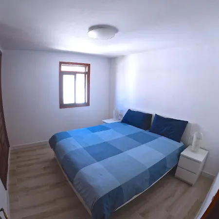 Parque Santiago I: Spacious First Floor With Large Balcony