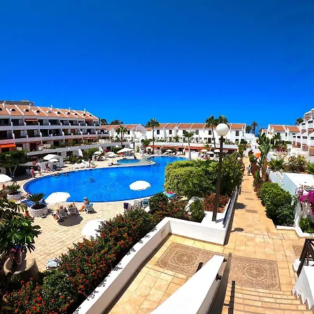 Parque Santiago I: Spacious First Floor With Large Balcony Apartment *